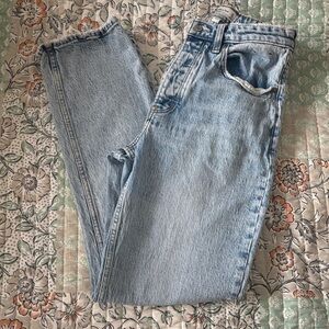 A&F Curve Love High Rise Dad Jean High Waisted Light Wash Straight Leg Jeans